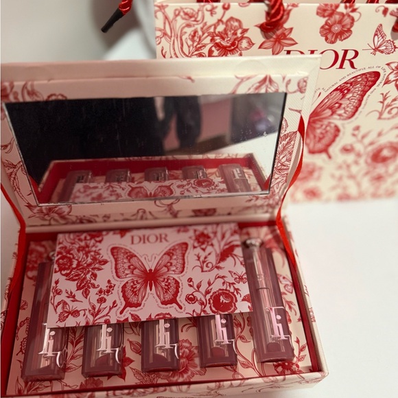 Dior Red Floral Butterfly Set - Picture 3 of 4